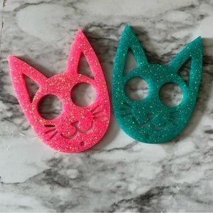 2 Self defense cat keychain - NEW